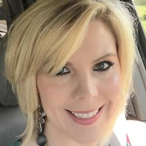 Meet your Posher, Valerie